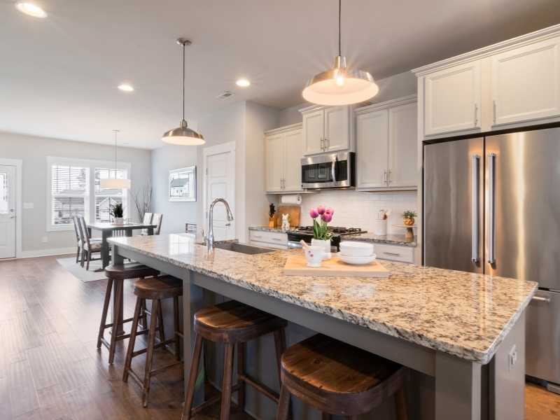 Why Move-In Cleaning Services in Madison, WI Are a Must Before Unpacking