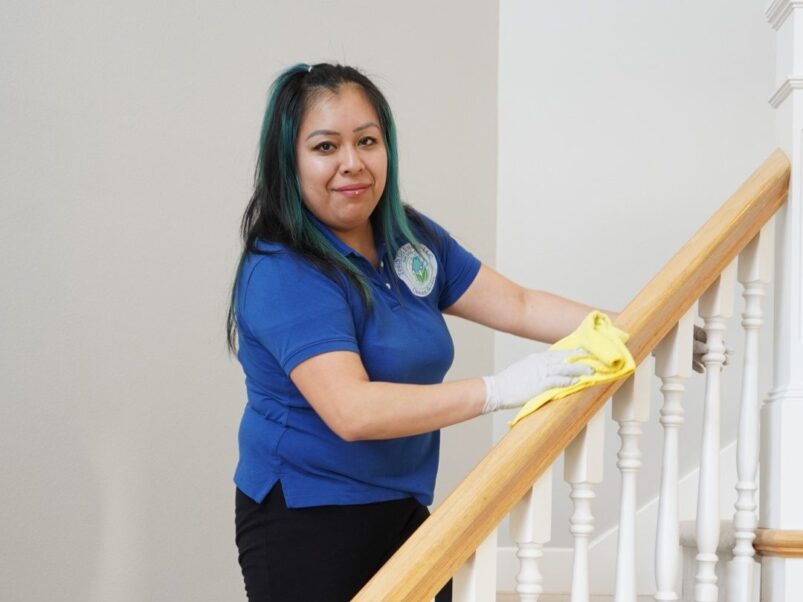 professional stairs cleaning service